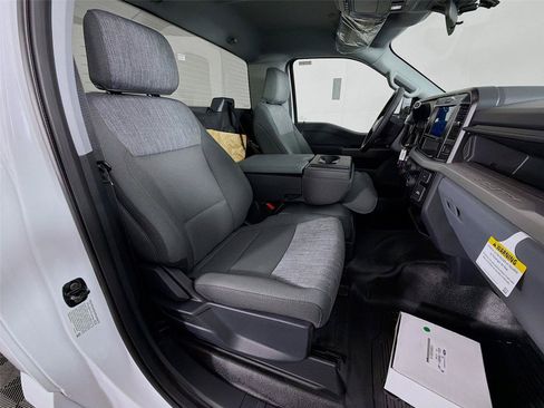New 2026 Ford F550 4x4 Regular Cab Super Duty w/ XLT Value Package image 21