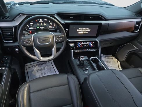 Used 2023 GMC Sierra 1500 Denali w/ Denali Reserve Package image 12