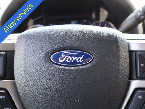 Certified 2022 Ford F350 Lariat w/ Lariat Ultimate Package AWD/4WD image 28