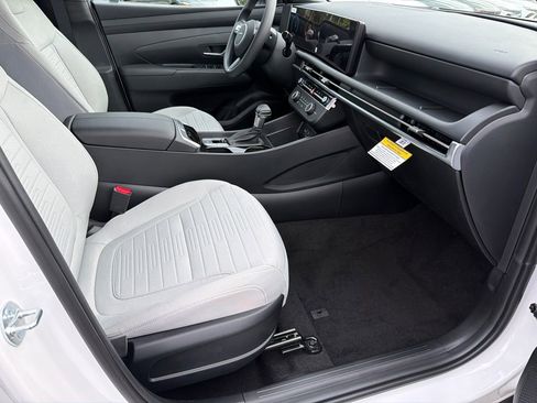 New 2026 Hyundai Santa Cruz SE FWD image 14
