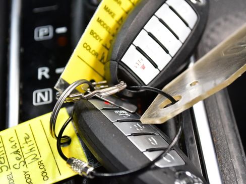 Used 2022 Nissan Sentra SR w/ Trunk Package image 49