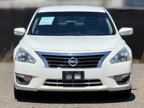Used 2014 Nissan Altima 2.5 S FWD image 5