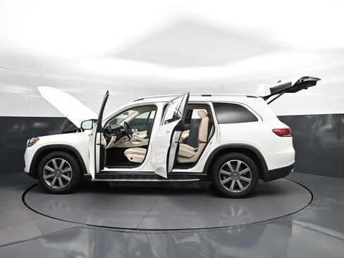 Used 2021 Mercedes-Benz GLS 450 4MATIC image 47