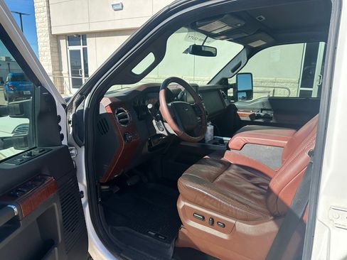 Used 2014 Ford F250 King Ranch w/ FX4 Off-Road Package image 11