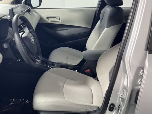 Used 2022 Toyota Corolla LE image 13