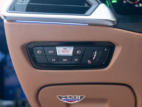 Used 2019 BMW 330i xDrive Sedan w/ M Sport Package image 38