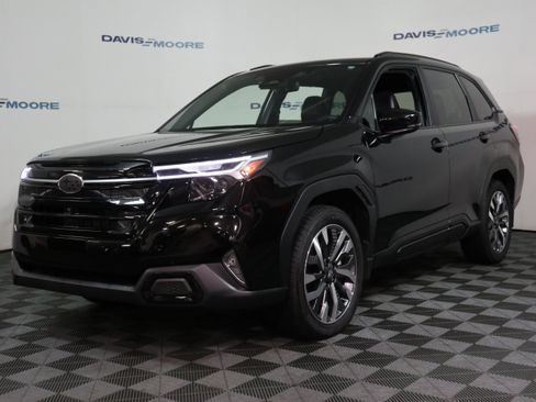 Used 2026 Subaru Forester Touring AWD/4WD image 11