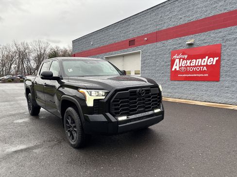 New 2026 Toyota Tundra Limited image 1