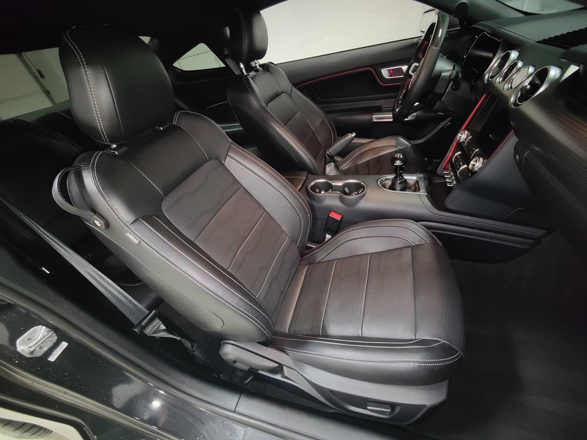 Used 2022 Ford Mustang GT Premium w/ GT Performance Package RWD image 12