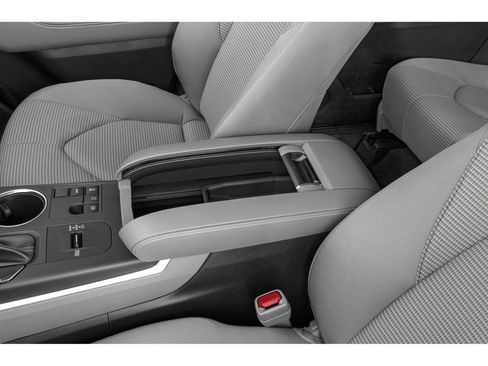 New 2025 Toyota Highlander XLE AWD/4WD image 9