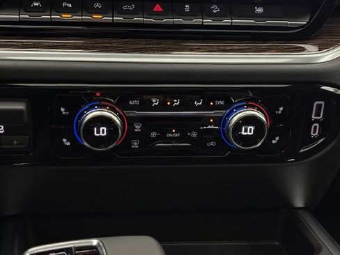 New 2026 GMC Sierra 1500 Elevation w/ Elevation Premium Package AWD/4WD image 27