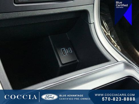 Certified 2022 Ford Edge ST-Line AWD/4WD image 25