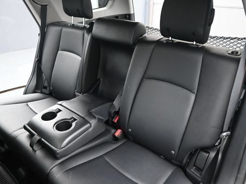 Used 2023 Toyota 4Runner TRD Off-Road Premium w/ Off Road Premium Plus Package AWD/4WD image 18