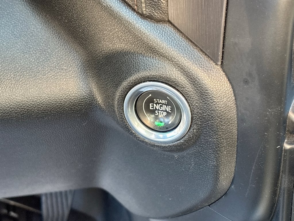Used 2019 GMC Sierra 1500 AT4 w/ AT4 Premium Package AWD/4WD image 37
