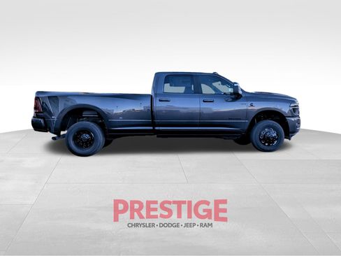 New 2026 RAM 3500 Laramie AWD/4WD image 4