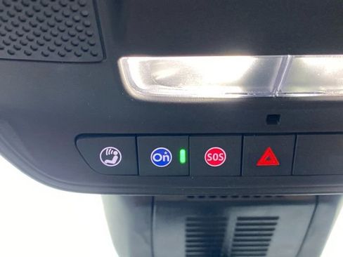 Used 2025 GMC Terrain Elevation w/ Elevation Premium Package image 16