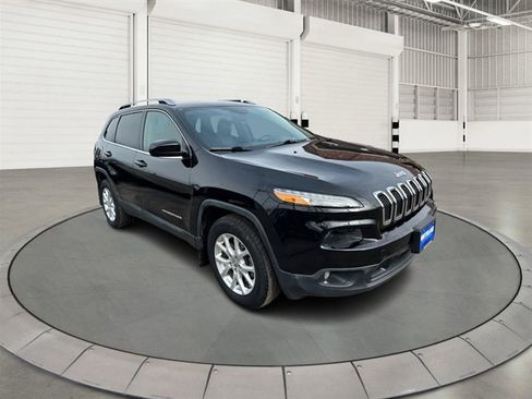 Used 2014 Jeep Cherokee Latitude w/ Cold Weather Group image 7