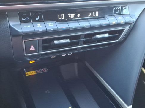 Certified 2025 Toyota Camry XSE image 22