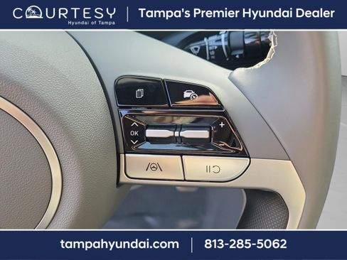 Certified 2025 Hyundai Elantra Sport image 23