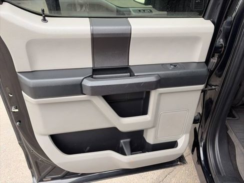 Used 2018 Ford F150 XL w/ Equipment Group 101A Mid AWD/4WD image 19