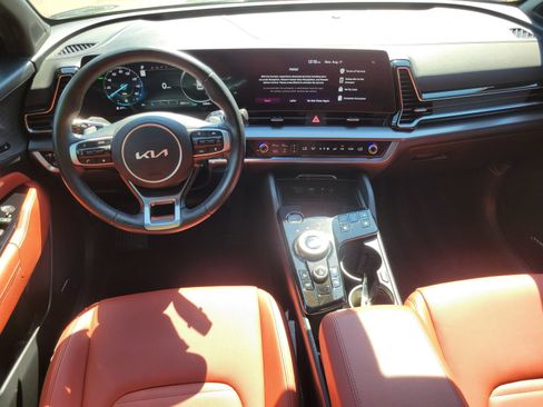 Certified 2025 Kia Sportage SX Prestige AWD/4WD image 29
