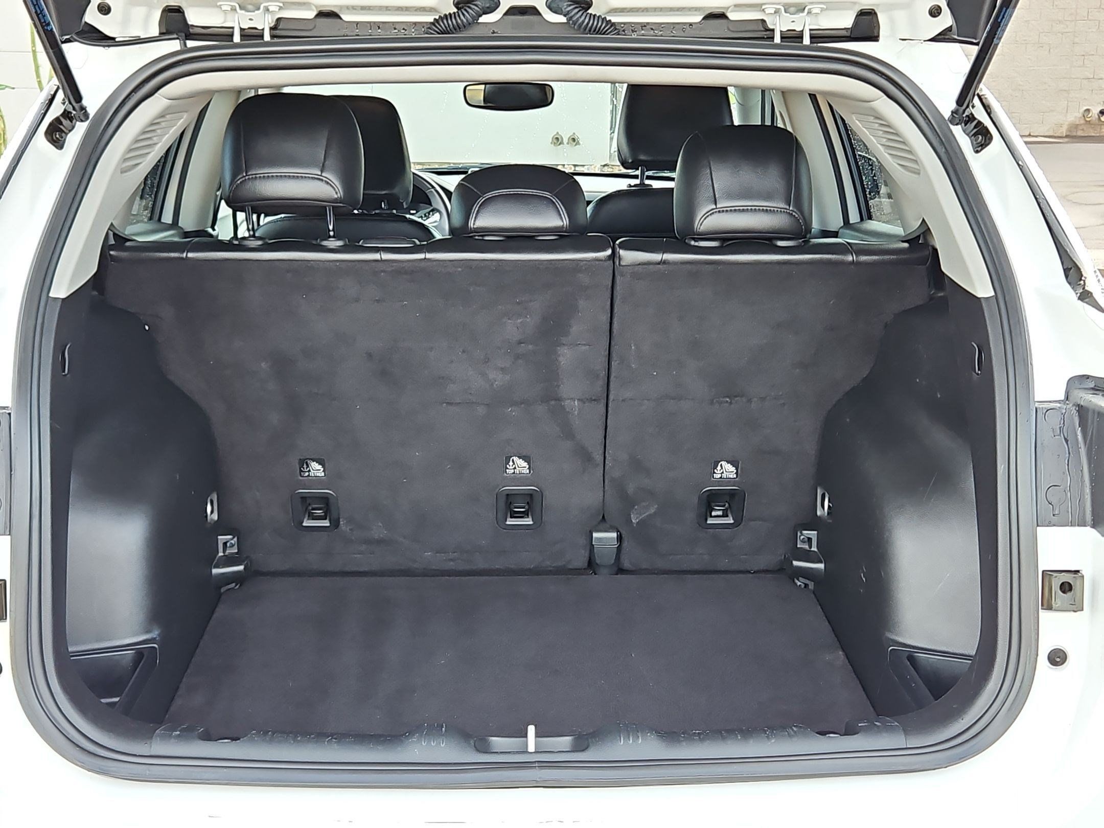 Used 2022 Jeep Compass Latitude FWD image 32
