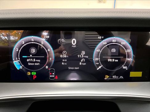 New 2026 Volkswagen Tiguan SE R-Line image 19