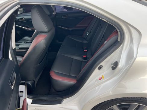 Used 2018 Lexus IS 300 image 15