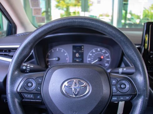 Used 2023 Toyota Corolla LE image 13