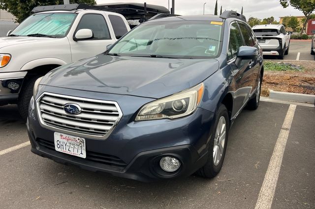 Used 2016 Subaru Outback 2.5i Premium AWD/4WD image 2