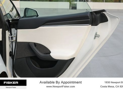 Used 2021 Tesla Model S Plaid image 25