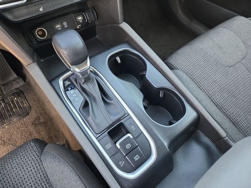 Used 2020 Hyundai Santa Fe SEL image 29