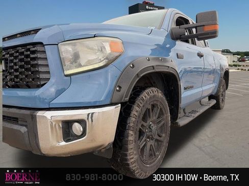 Used 2020 Toyota Tundra SR5 w/ SR5 Upgrade Package RWD image 3