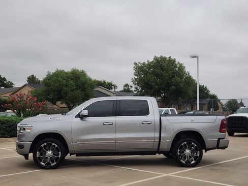 Used 2019 RAM 1500 Limited AWD/4WD image 4