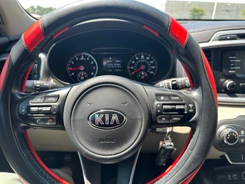 Used 2016 Kia Sorento FWD w/ LX Convenience Package image 9