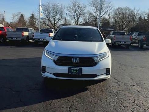 Used 2021 Honda Odyssey EX image 3