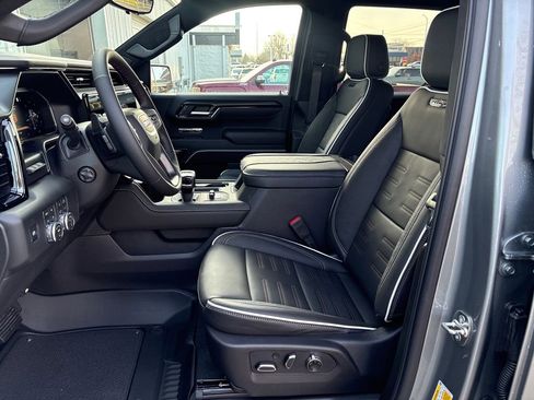 New 2026 GMC Sierra 1500 AT4X w/ LPO, Black Badging Package image 13