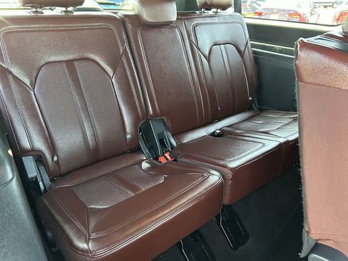 Used 2024 Ford Expedition Max Limited image 12