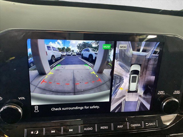 Used 2022 Nissan Pathfinder Platinum w/ Cargo Package AWD/4WD image 19