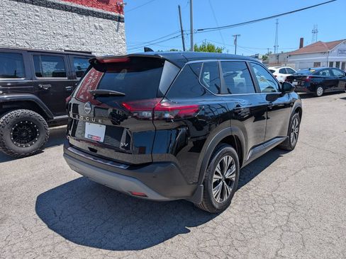Used 2023 Nissan Rogue SV FWD image 6