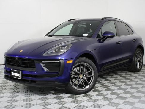 Used 2023 Porsche Macan image 1