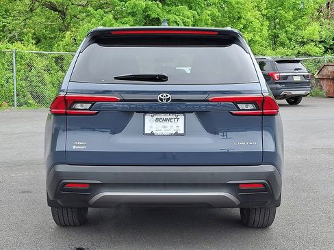 Used 2024 Toyota Grand Highlander AWD image 5