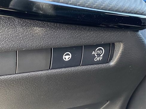 New 2026 Nissan Kicks SR image 31