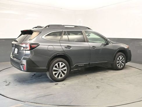 Used 2021 Subaru Outback Premium AWD/4WD image 8