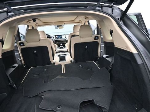 Used 2023 Acura MDX SH-AWD w/ Technology Package image 19