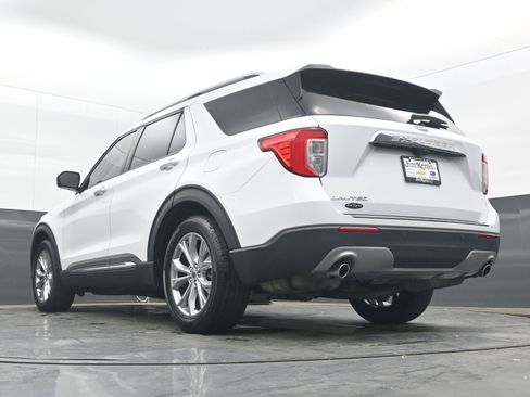 Used 2021 Ford Explorer Limited w/ Equipment Group 301A image 28