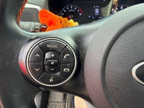 Used 2021 Kia Soul GT-Line FWD image 13