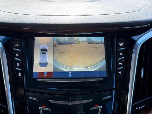 Used 2018 Cadillac Escalade Luxury AWD/4WD image 66