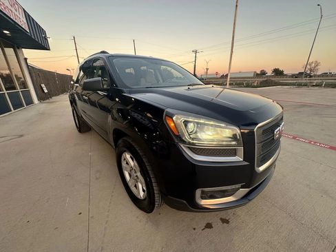 Used 2016 GMC Acadia SLE image 7