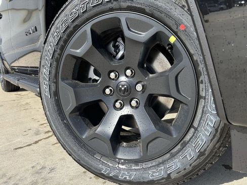 New 2026 RAM 1500 4x4 Crew Cab image 11